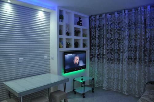 Apartamento Two Bedroom By The Sea On Genosar Str.