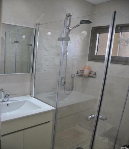 Apartamento Two Bedroom By The Sea On Genosar Str.