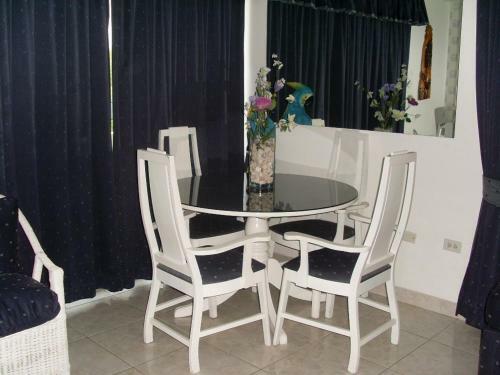 Oceanview Apartment 13c