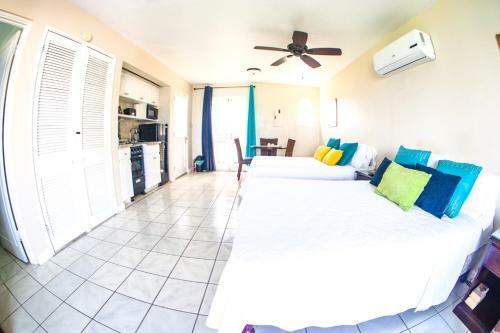 Apartamento Point Village Beach Studios & Suites