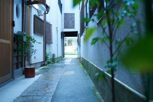Guest House Connection Chionin