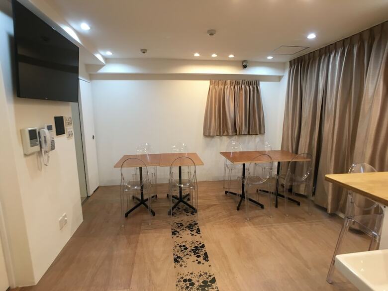 Albergue One World Osaka Central