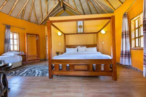 Sirville Lake Elementaita Lodge