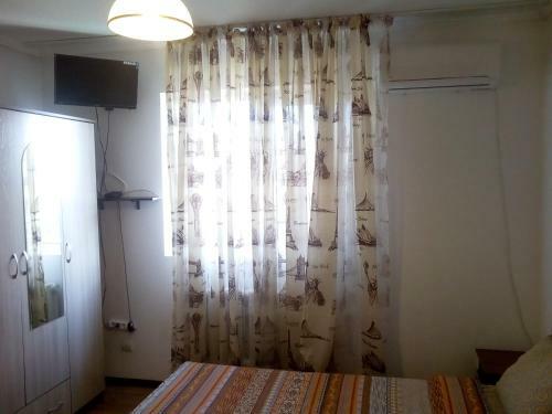 Hostal Nursat Guest House