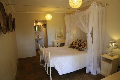 Wildebeest Eco Camp