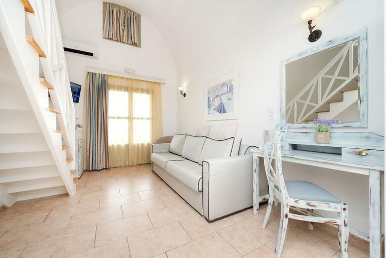 Hotel Mathios Village
