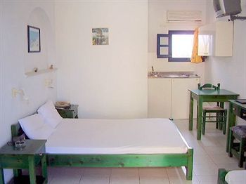 Hotel Ikaros Studios & Apartments