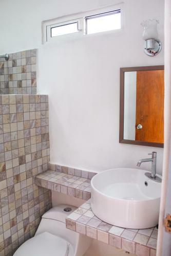 Hostal Rooms In Cancun Alamos