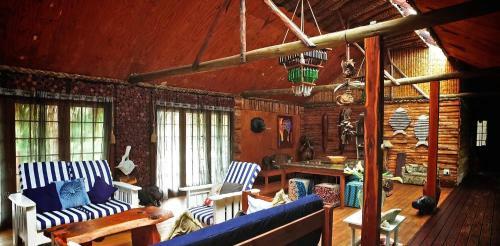 Hostal Barefoot In Barra