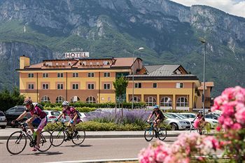 Sartoris Hotel Lavis