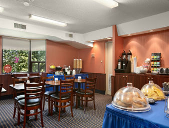 Hotel Travelodge Toronto East