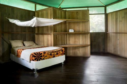 Green Diamond Amazon Lodge