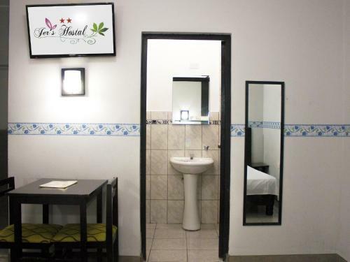 Albergue Jer`s Hostal