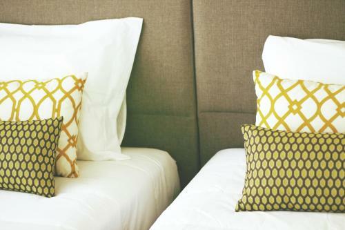 Hostal Deluxe Populo Beach Apartments