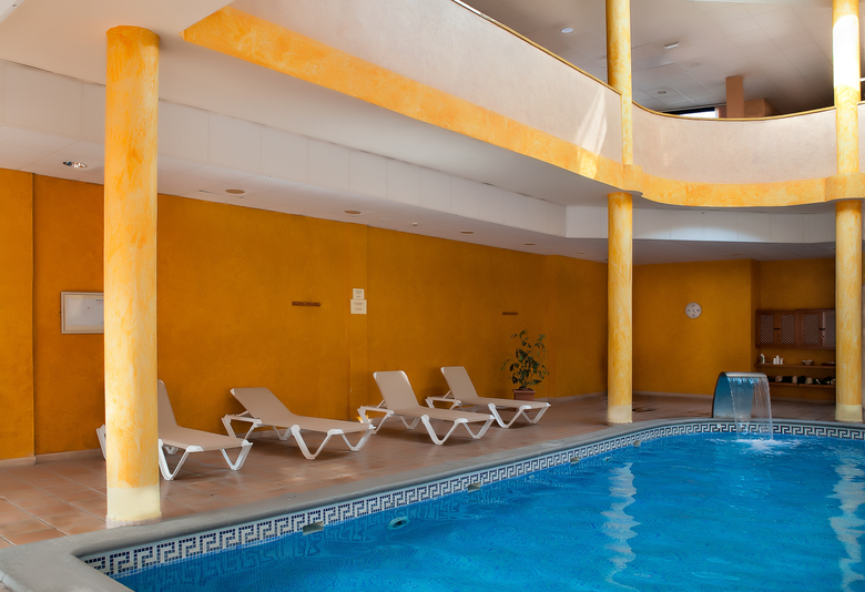 Grand Muthu Golf Plaza Hotel & Spa