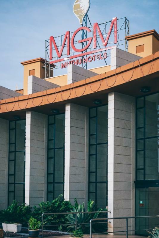 Grand Muthu Golf Plaza Hotel & Spa