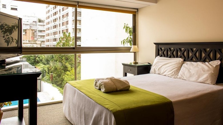 Hotel Callao Plaza Suites