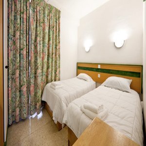 Hotel Burlington Apartments