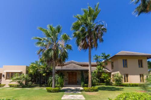 Luxury Villas At Sea Horse Ranch