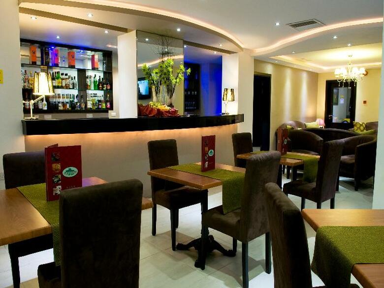 Hotel Pergola Club