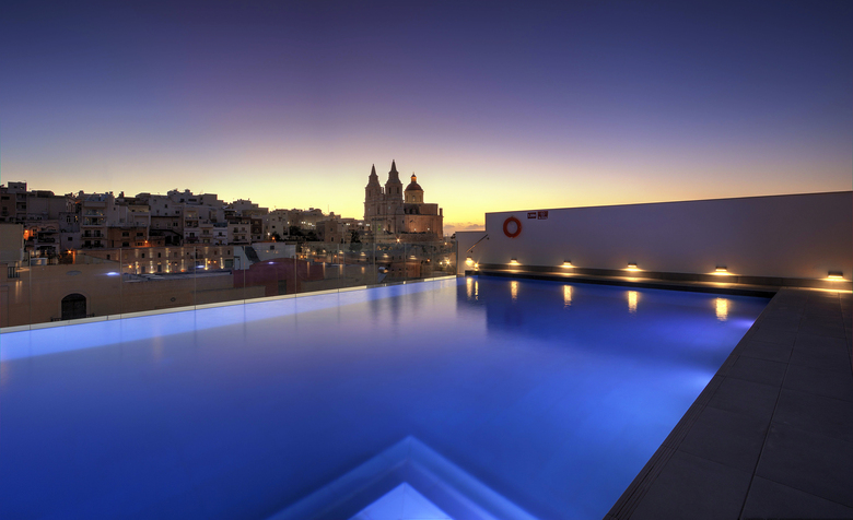 Hotel Pergola Club