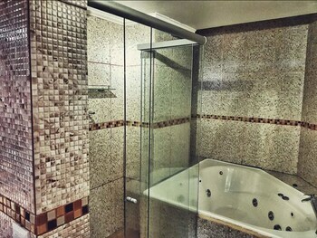 Latino Hotel