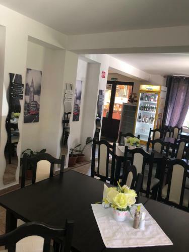 Hostal Ella Mansion