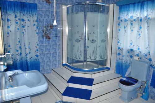 Hostal Le Chateau Bleu