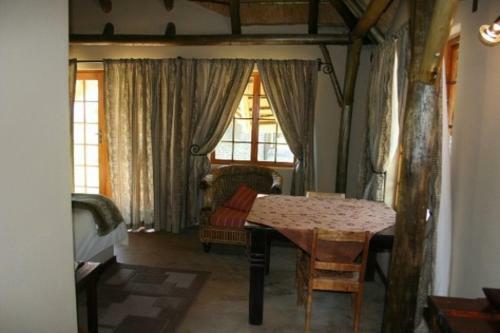 Bed & Breakfast African Flair Country Lodge