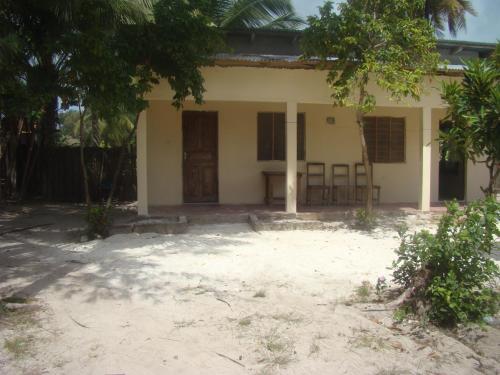 Bed & Breakfast Jambo Brother Room & Food