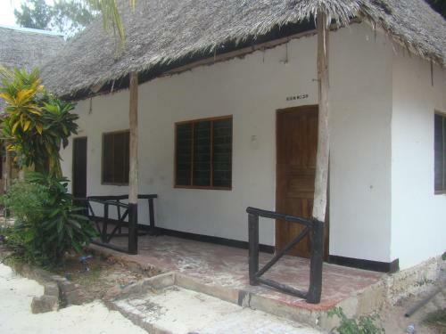 Bed & Breakfast Jambo Brother Room & Food