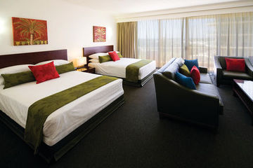 Hotel Outrigger Twin Towns Resort