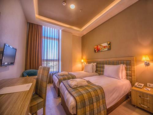 Hotel Akman Tzob Otel