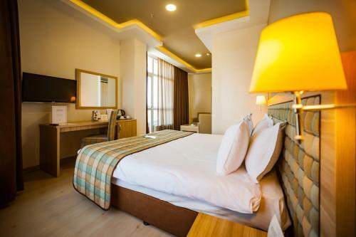 Hotel Akman Tzob Otel