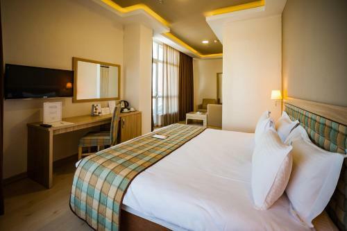 Hotel Akman Tzob Otel