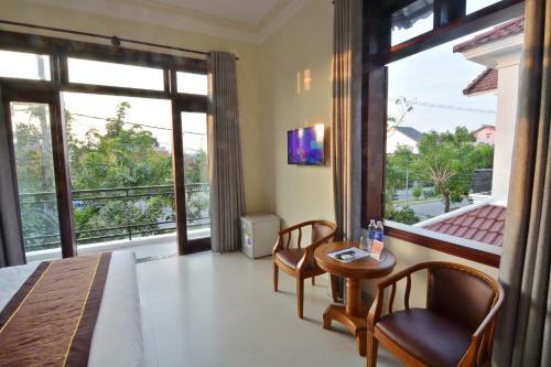 Hotel Redrose Villa