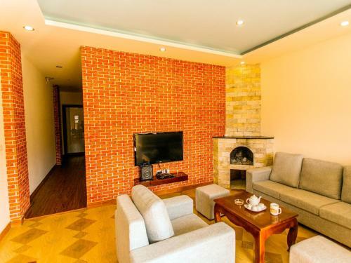 Sapa Family House Hotel
