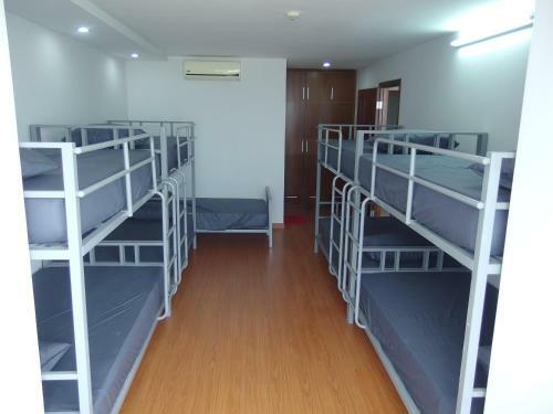Sky Center Hostel