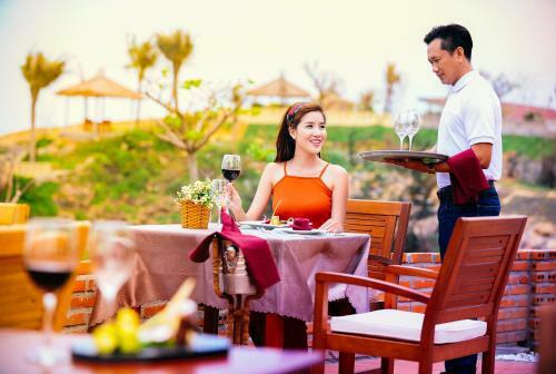 Hotel Aurora Villas And Resort