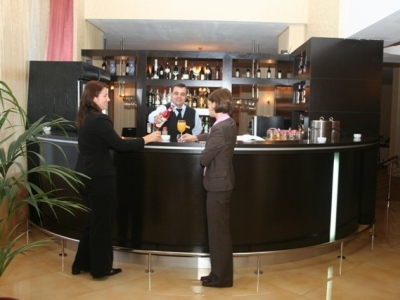 Hotel Rin Airport 4 Star