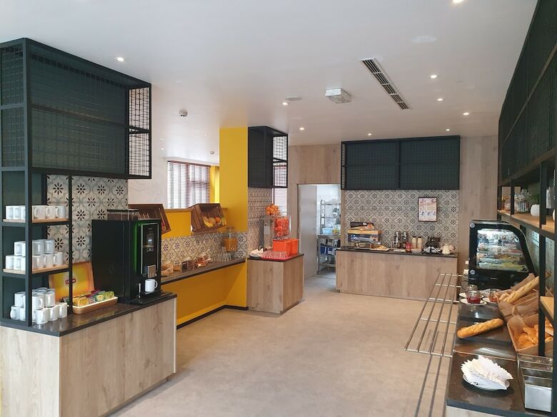 Hotel Ibis Mons Centre Gare
