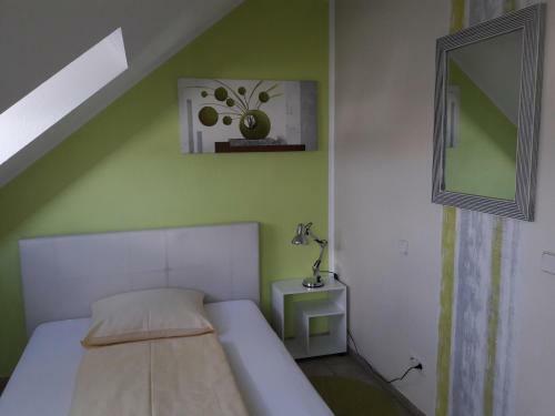 Hostal Hotel Lindenhof