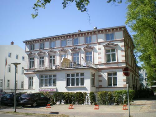 Hostal Haus Troja / Pension Katy