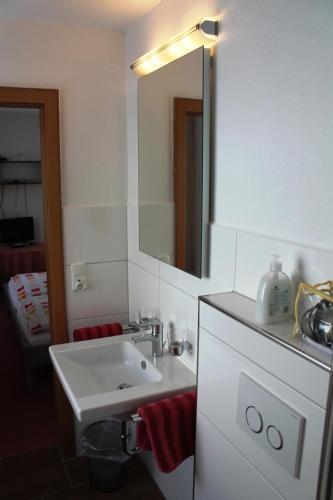 Hostal G�stehaus Quellenhof