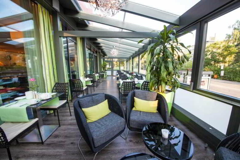 Novina Hotel Tillypark