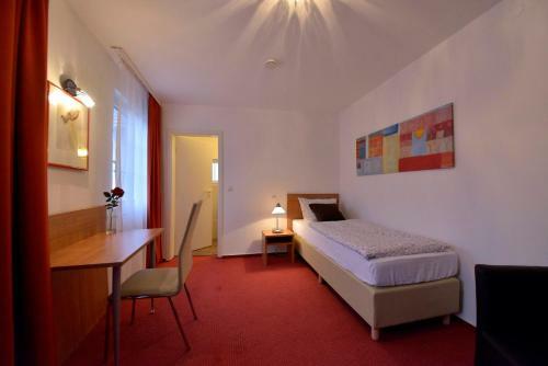 Hostal Pension Alt-finthen