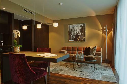 Savoy Hotel