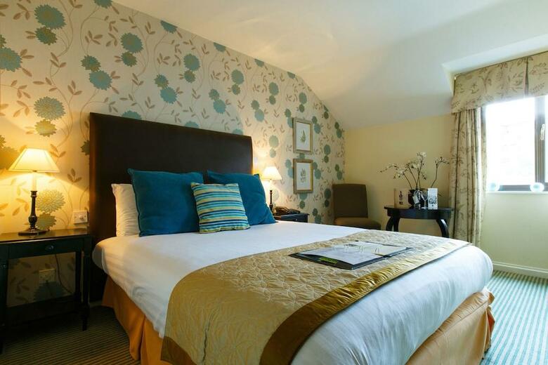 Brook Kingston Lodge Hotel