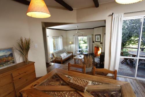 Lodge Acacias Country Club