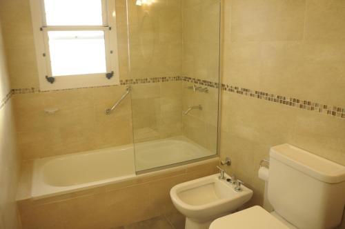 Apartamento Lom Suites